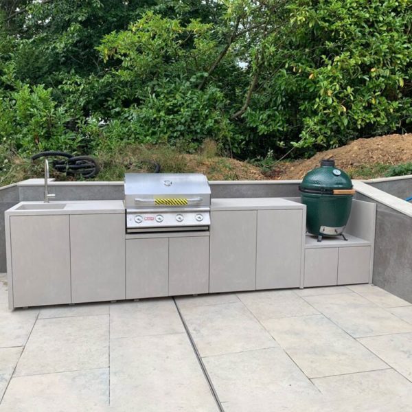 COCINA DE EXTERIOR EN MICROCEMENTO